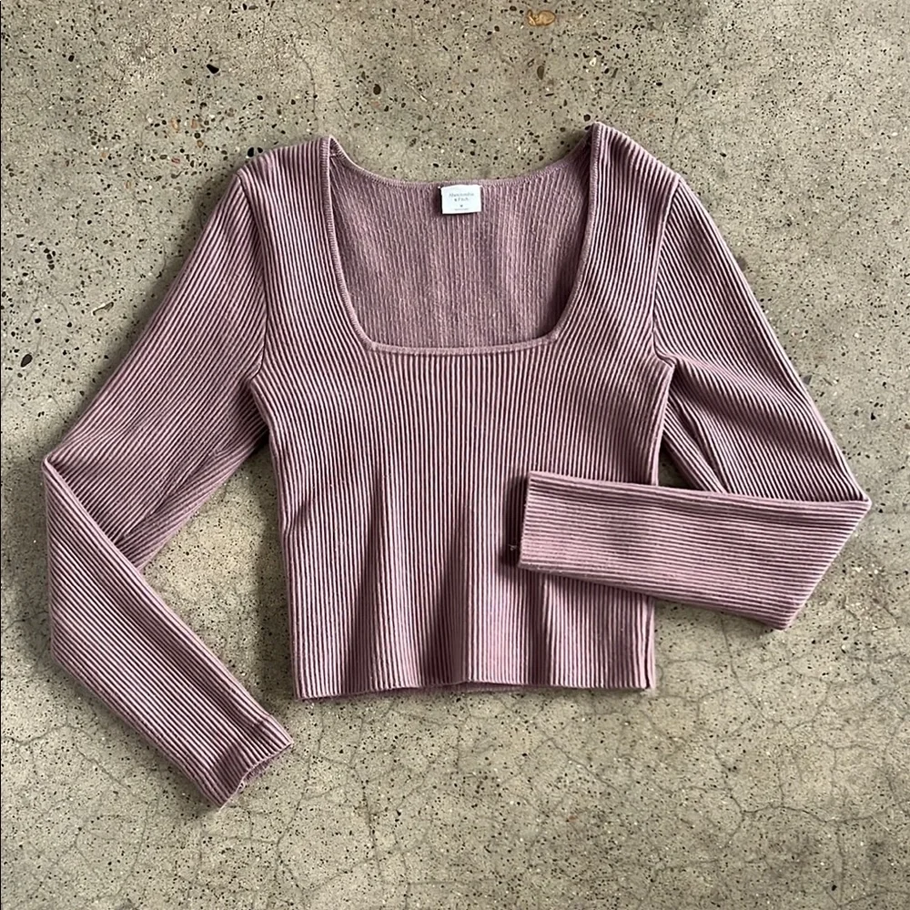Abercrombie cropped square neck ribbed sweater in mauve - Picture 1 of 3